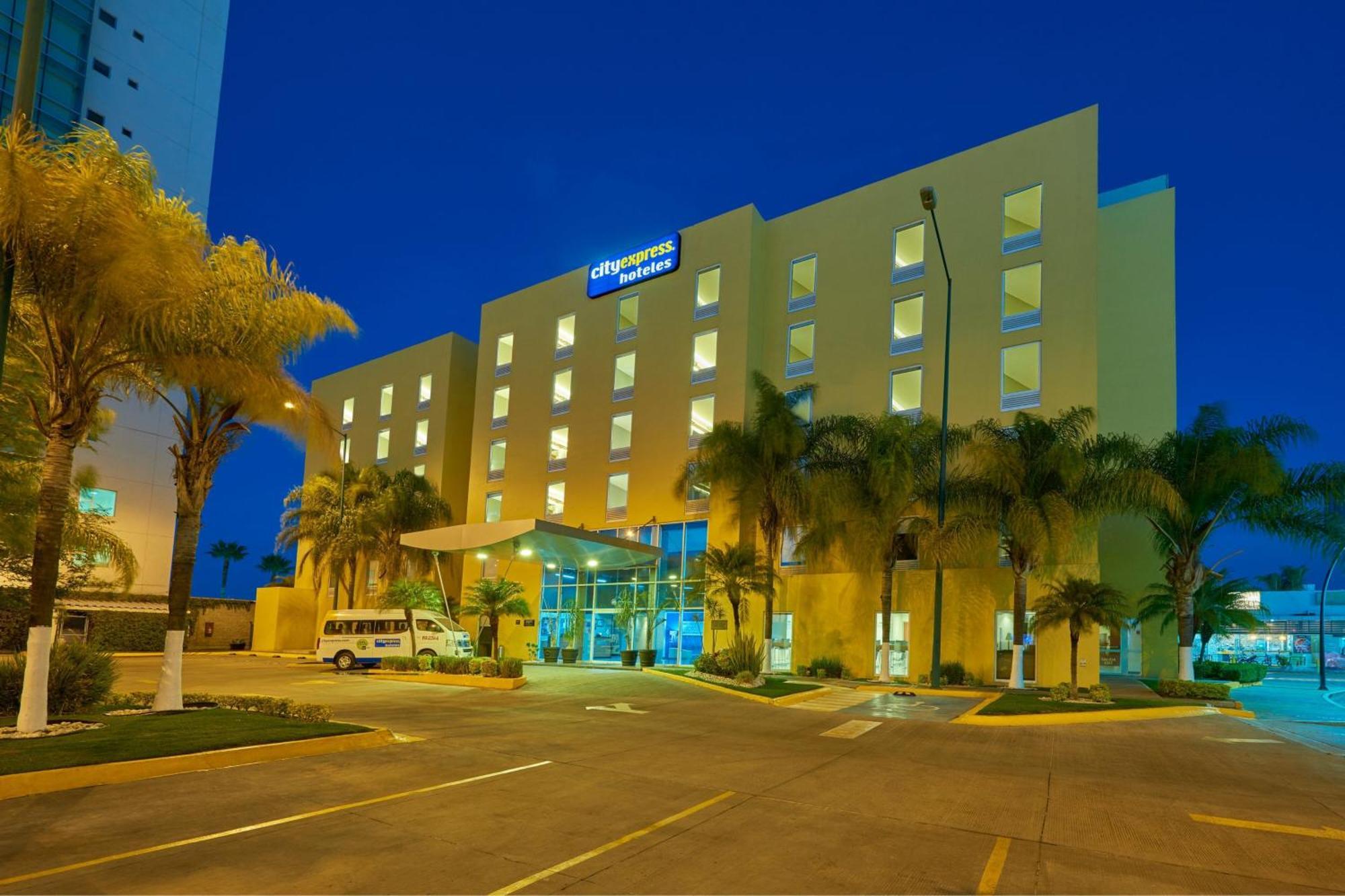 ซิตี้ เอ็กซ์เพรส อิราปัวโต Hotel อิลาพัวโต ภายนอก รูปภาพ